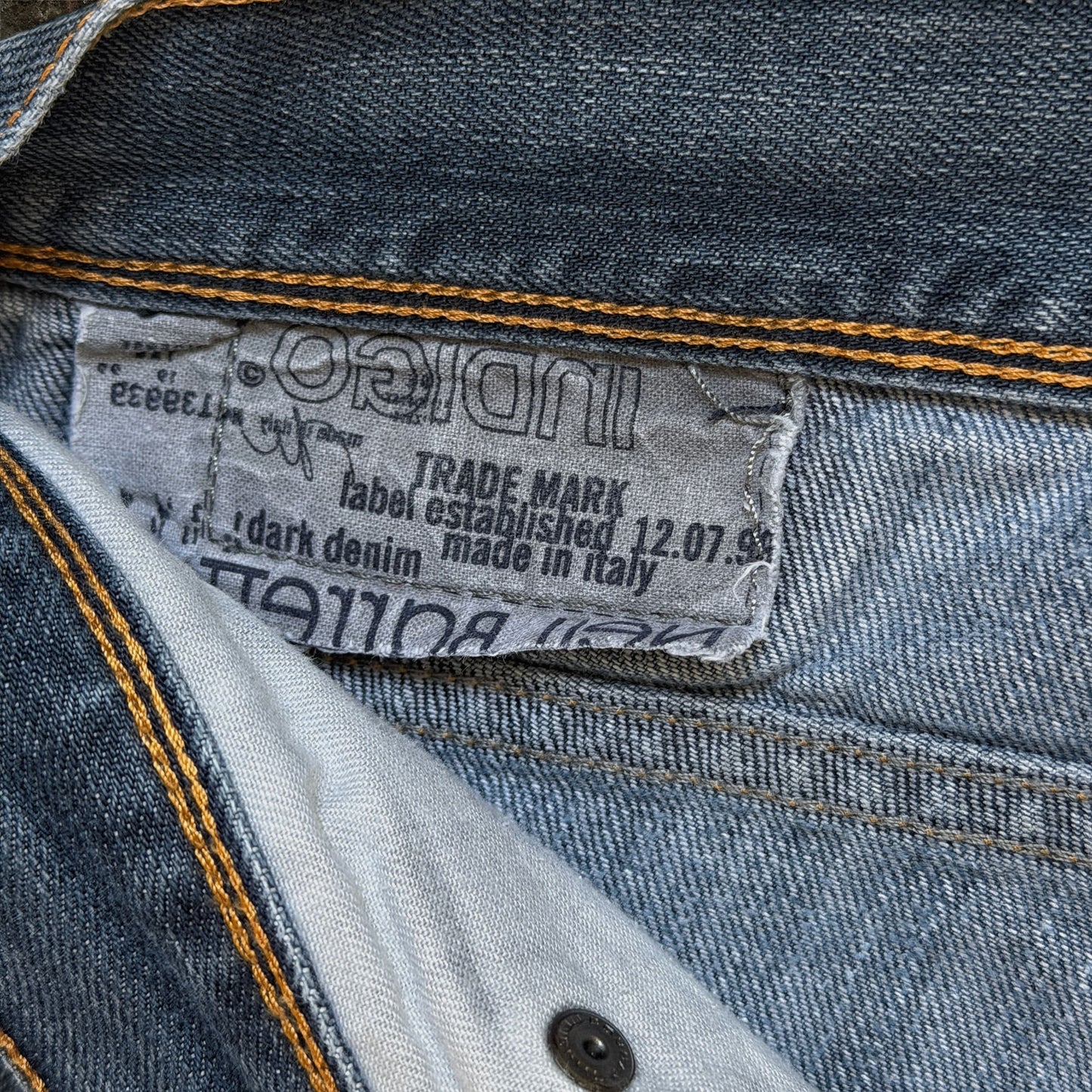 Neil Barrett Dark Indigo Washed Straight-Leg Denim |M (48)