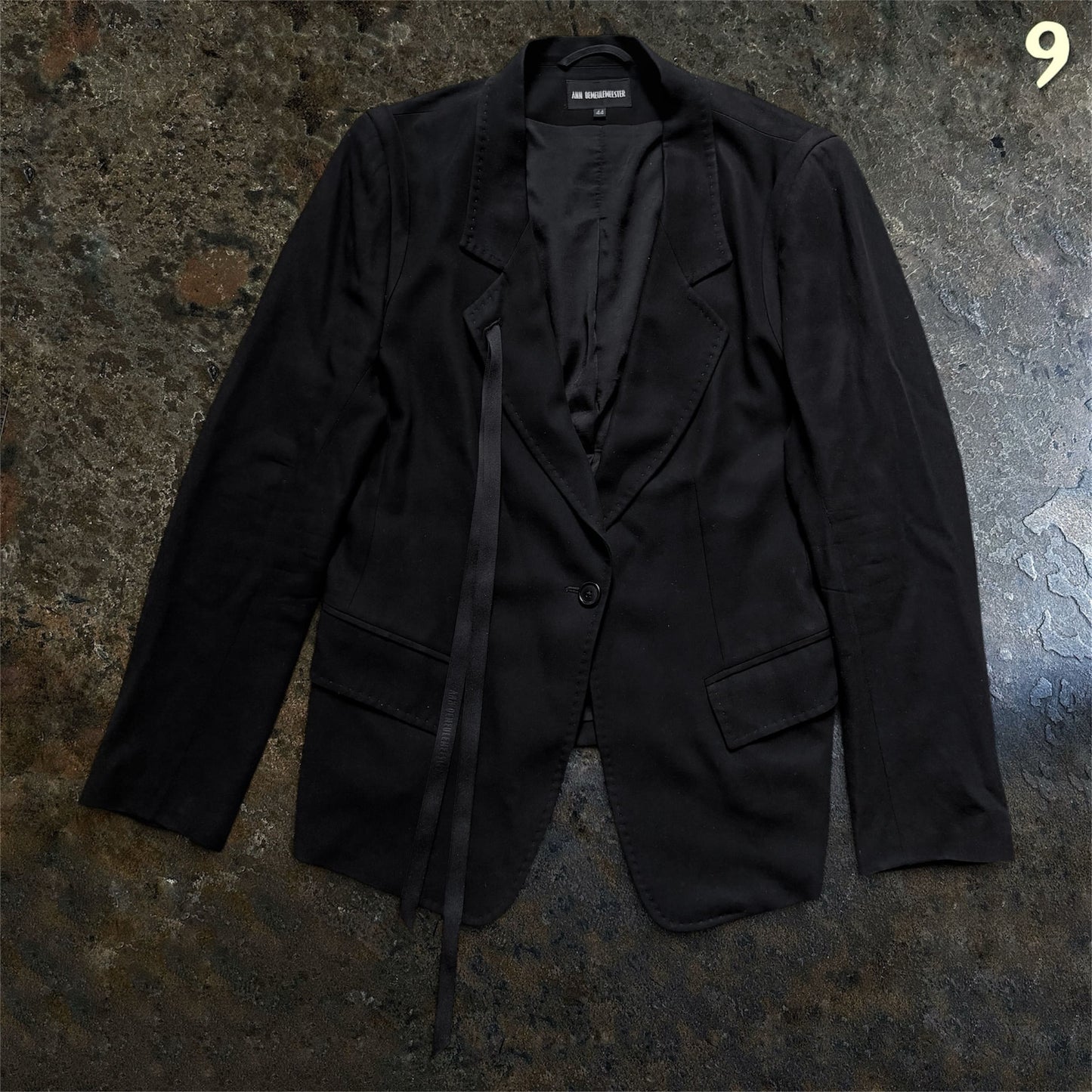 Ann Demeulemeester Boxy Logo Strap Blazer Black | 44