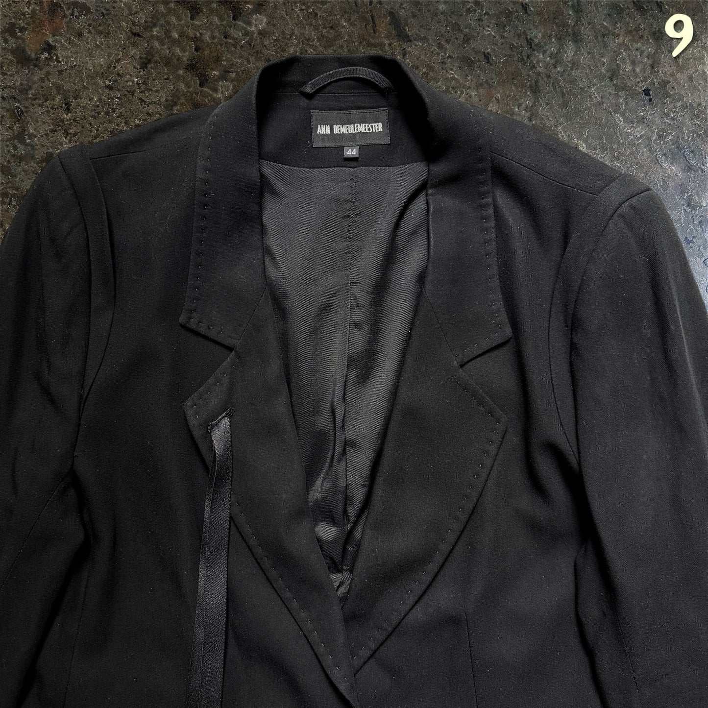 Ann Demeulemeester Boxy Logo Strap Blazer Black | 44