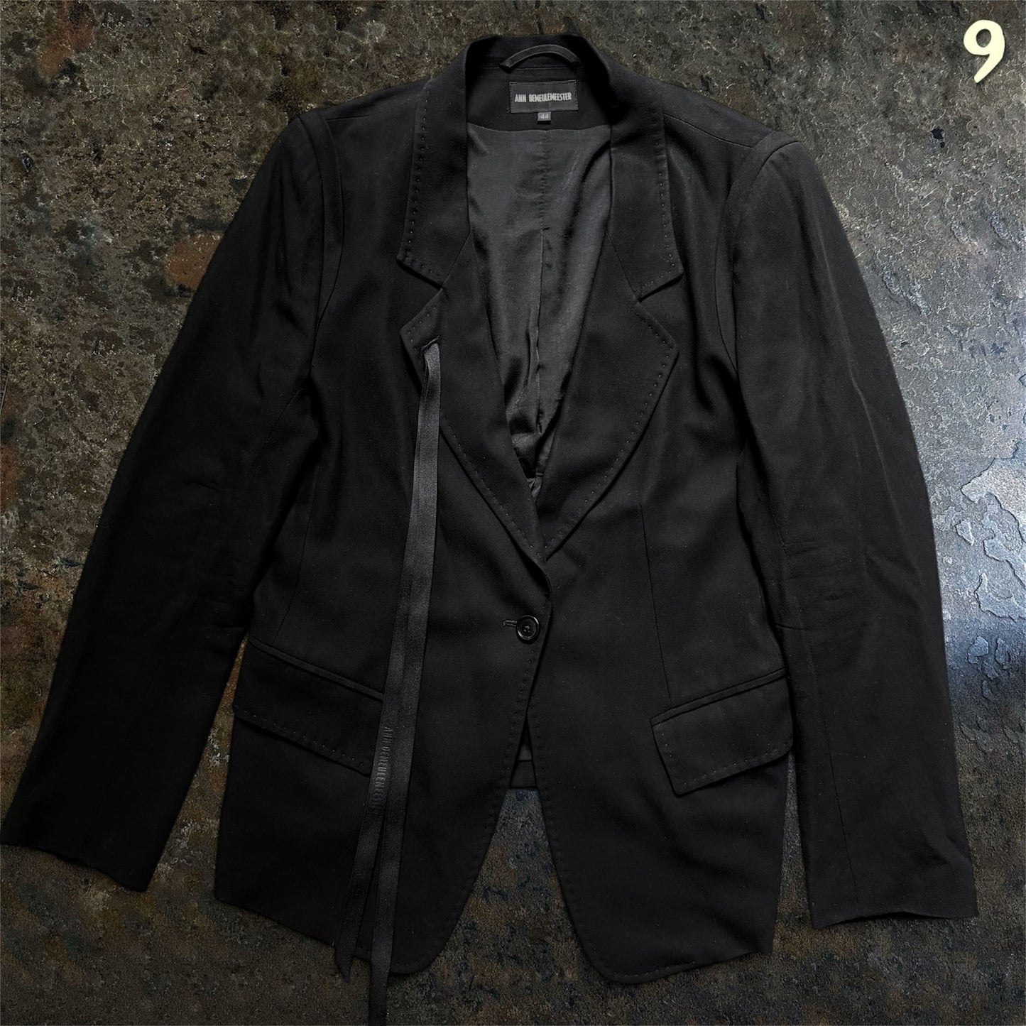 Ann Demeulemeester Boxy Logo Strap Blazer Black | 44