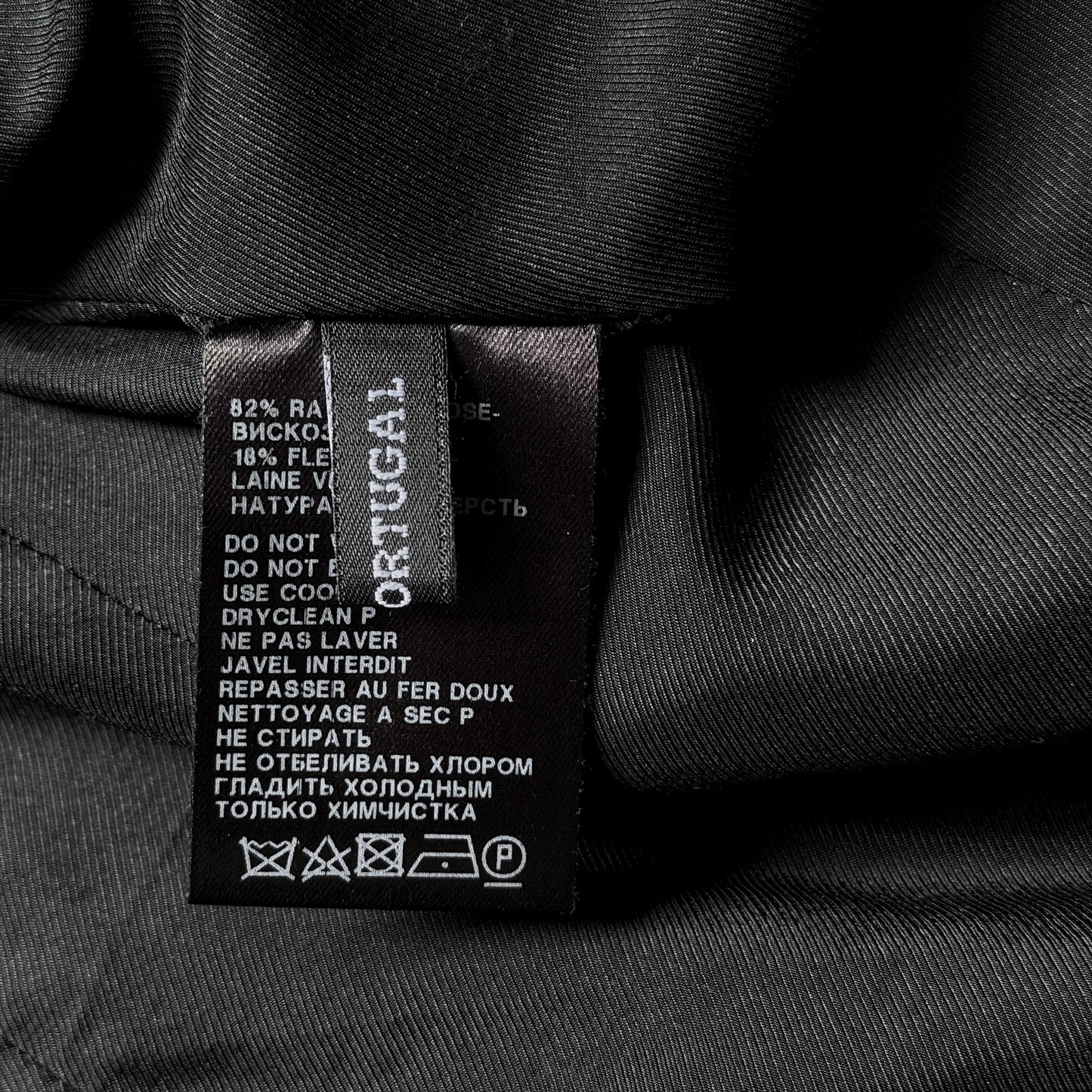 Ann Demeulemeester Boxy Logo Strap Blazer Black | 44