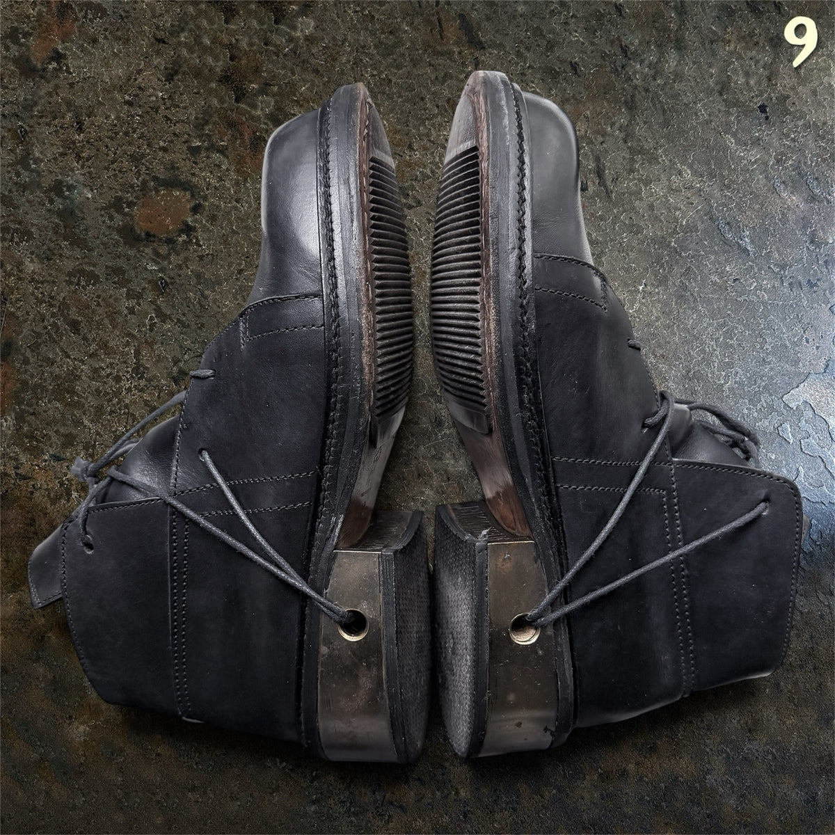 Dirk Bikkembergs FW96 black leather metal lace-through heel boots EU 43 side and heel detail