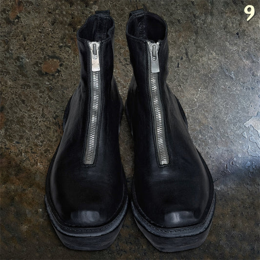 Guidi 1896 PLS front zip boots in black horse leather, EU 43 — product photograph 1