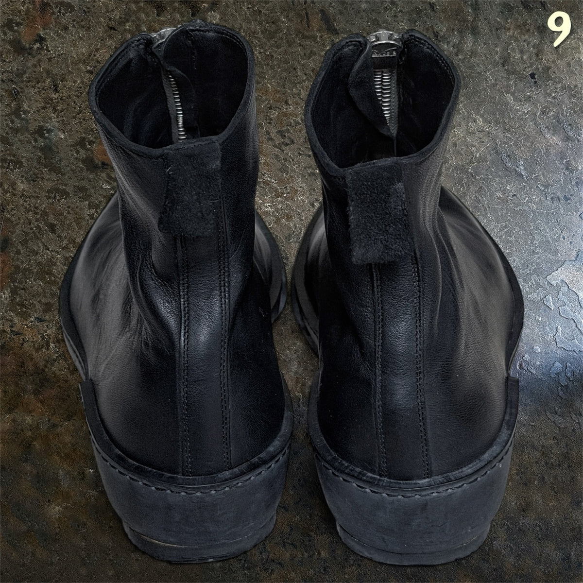 Guidi 1896 PLS front zip boots in black horse leather, EU 43 — product photograph 4