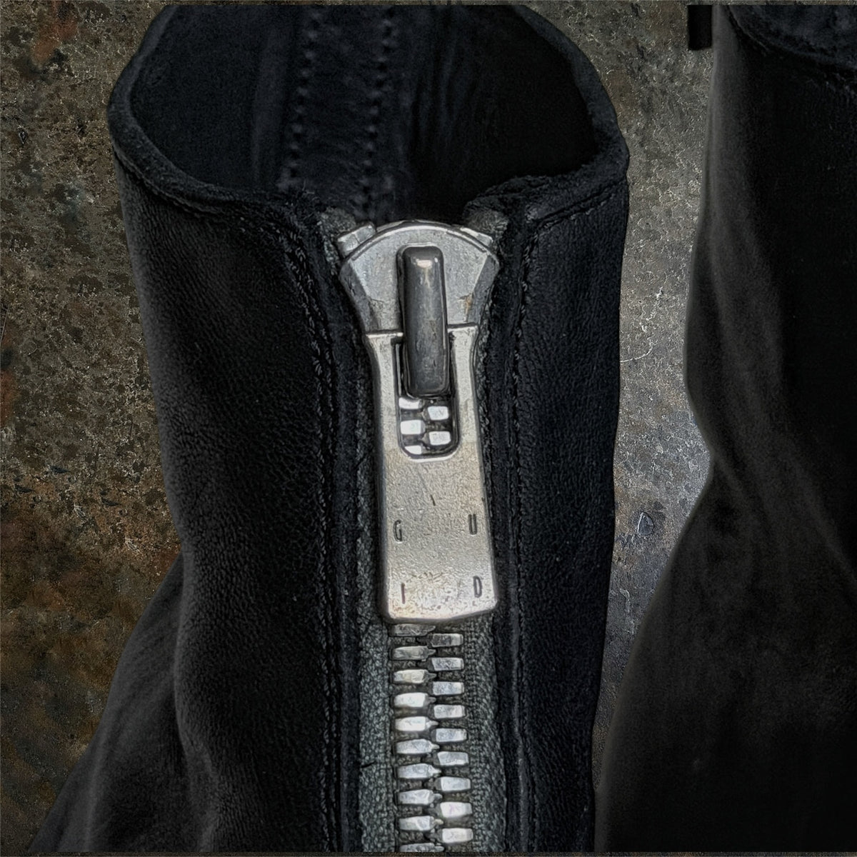Guidi 1896 PLS front zip boots in black horse leather, EU 43 — product photograph 7