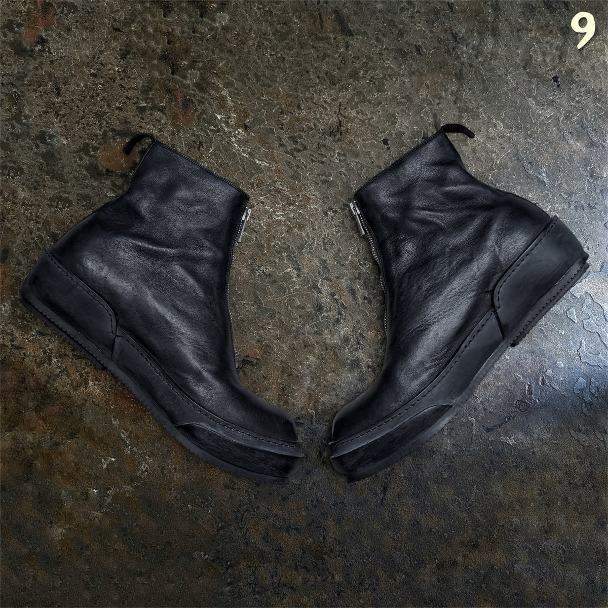 Guidi 1896 PLS front zip boots in black horse leather, EU 43 — product photograph 11