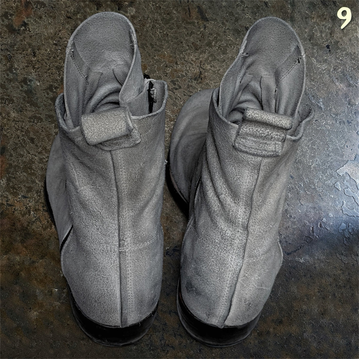 Lost & Found by Ria Dunn bone grey textured suede leather ankle boots EU 42, view 7